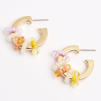 Boucles d'oreilles métal dore créole avec perles aux couleurs acidule